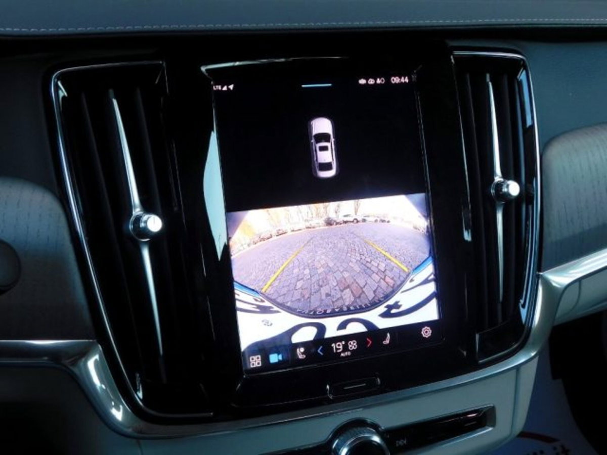 Volvo S90 B5 (d) AWD automatico Plus Dark (12)