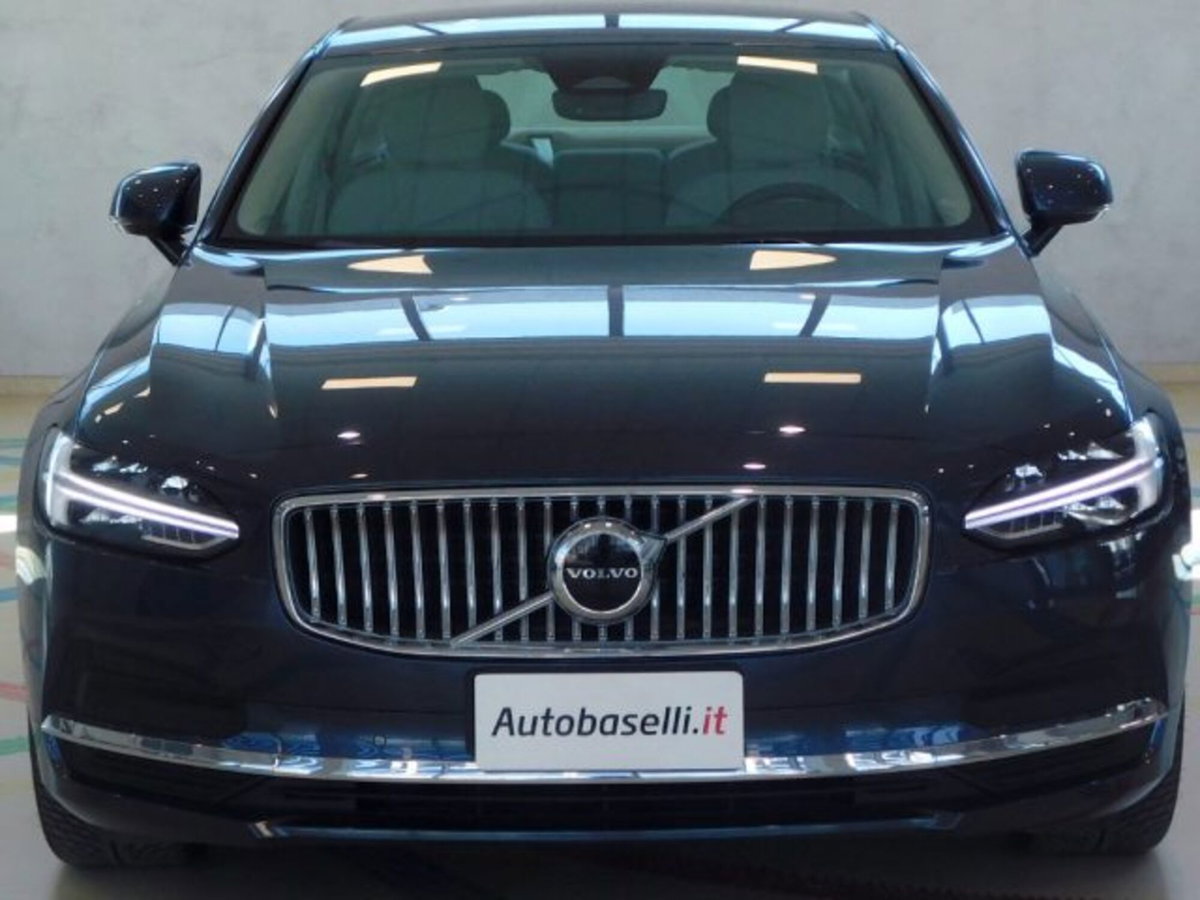 Volvo S90 B5 (d) AWD automatico Plus Dark (14)