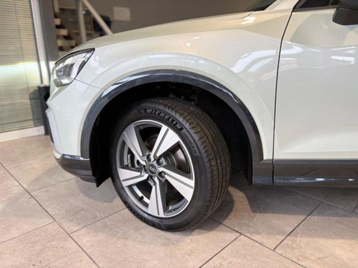 Audi Q2 Q2 35 TDI S tronic Admired Advanced (11)