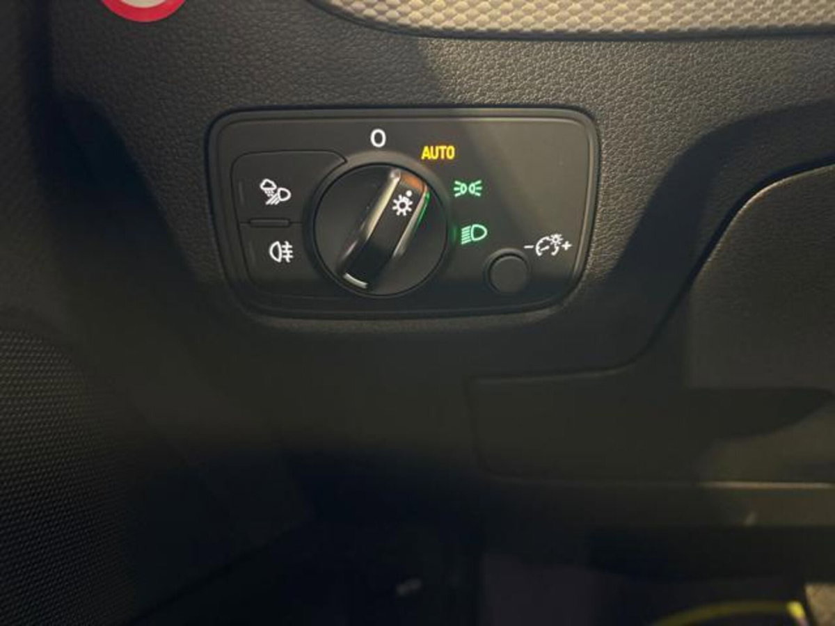 Audi Q2 Q2 35 TDI S tronic Admired Advanced (19)