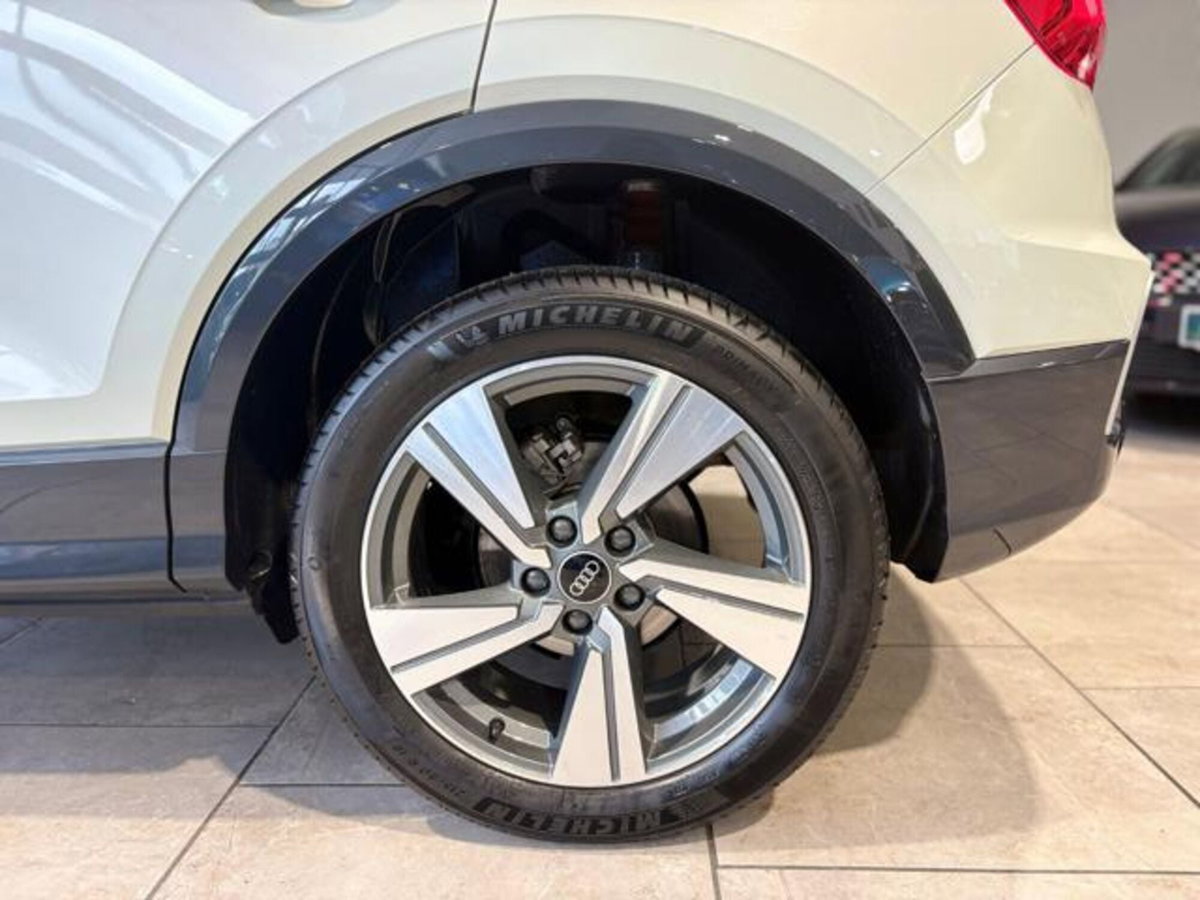 Audi Q2 Q2 35 TDI S tronic Admired Advanced (9)
