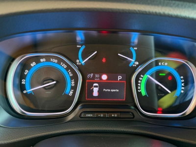 Fiat E-Ulysse E-Ulysse M1 136cv Long 75kWh Lounge my23 (15)