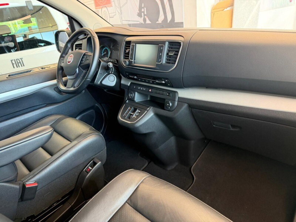 Fiat E-Ulysse E-Ulysse M1 136cv Long 75kWh Lounge my23 (8)