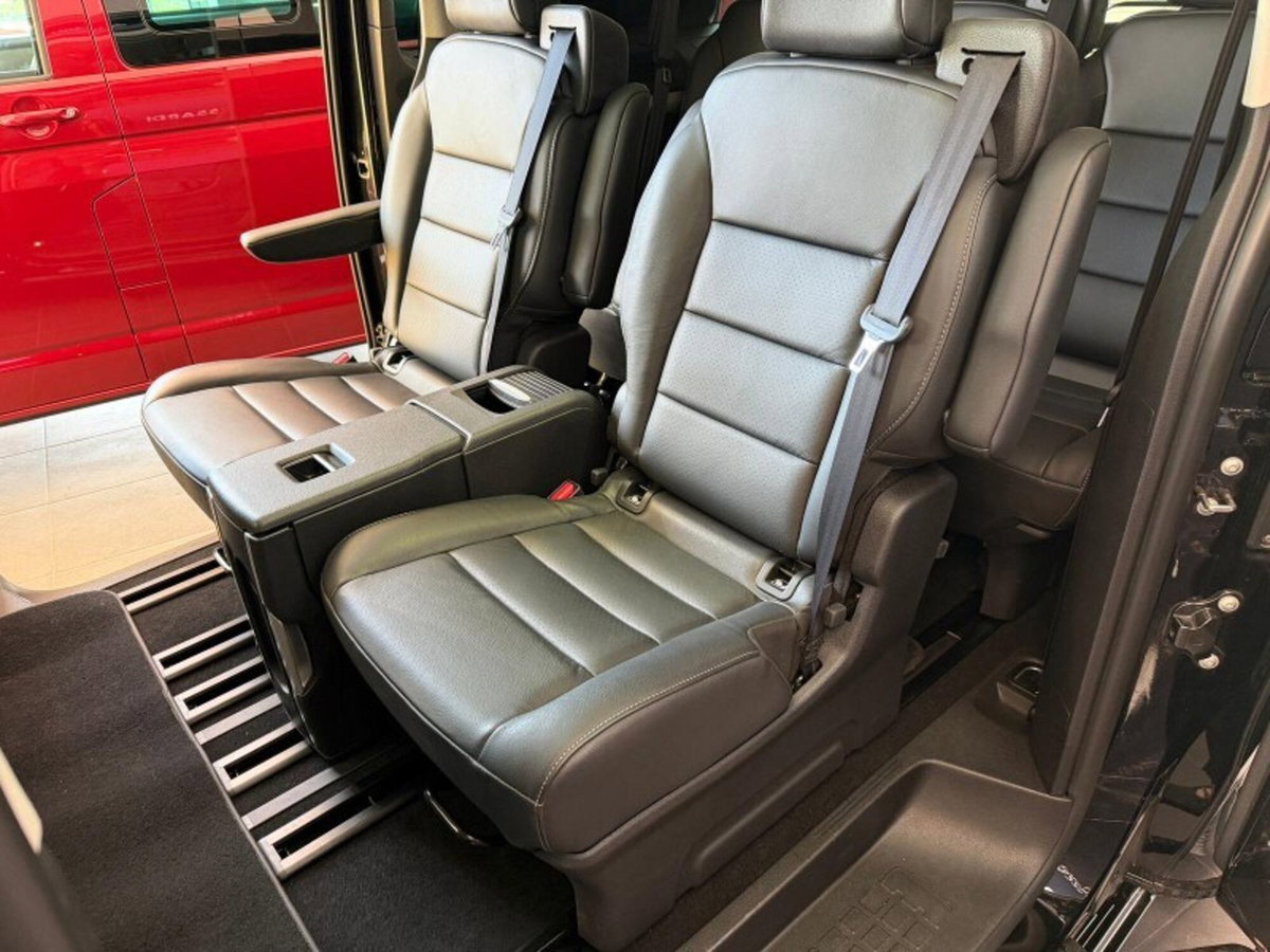 Fiat E-Ulysse E-Ulysse M1 136cv Long 75kWh Lounge my23 (9)