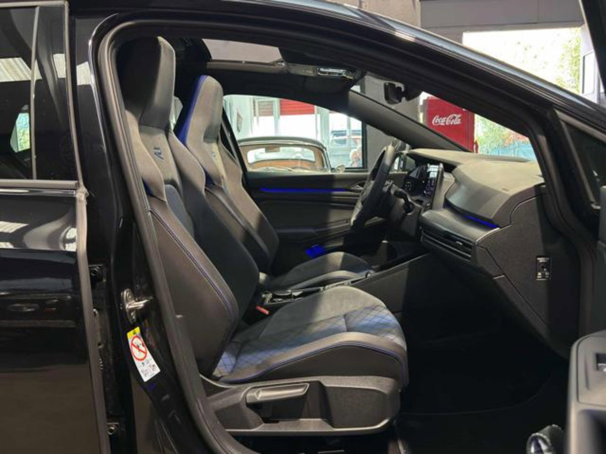 Volkswagen Golf 2.0 TSI R DSG 4Motion (14)