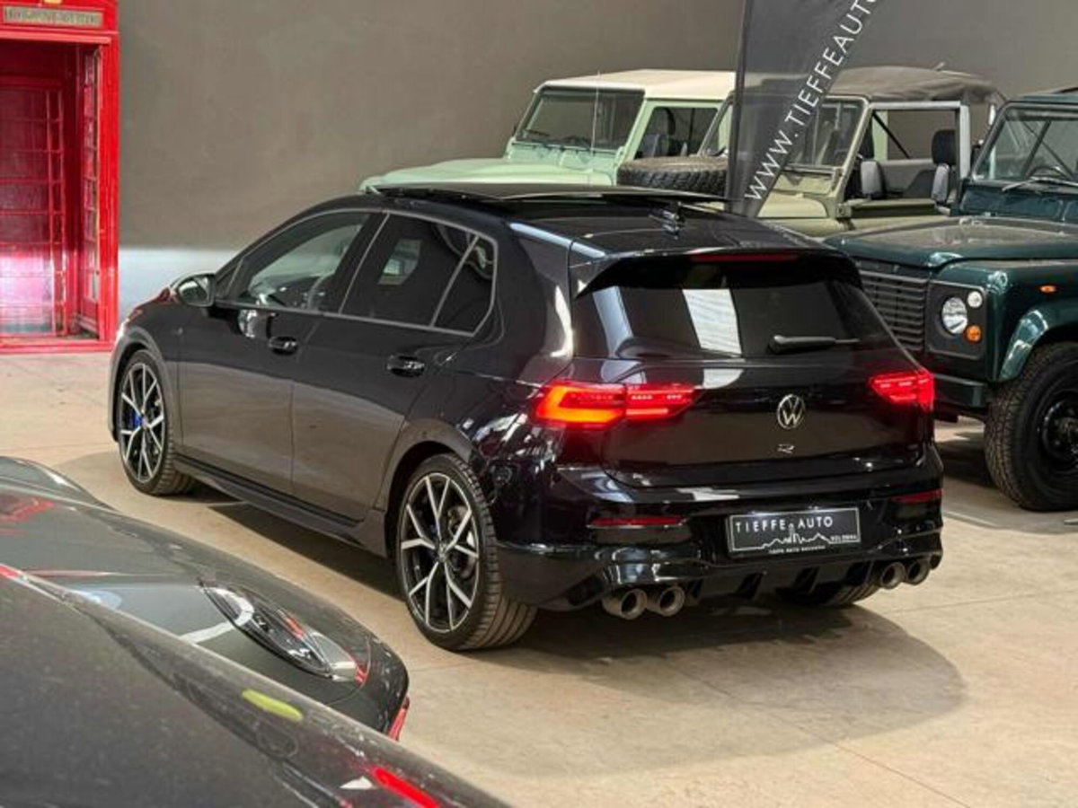Volkswagen Golf 2.0 TSI R DSG 4Motion (6)