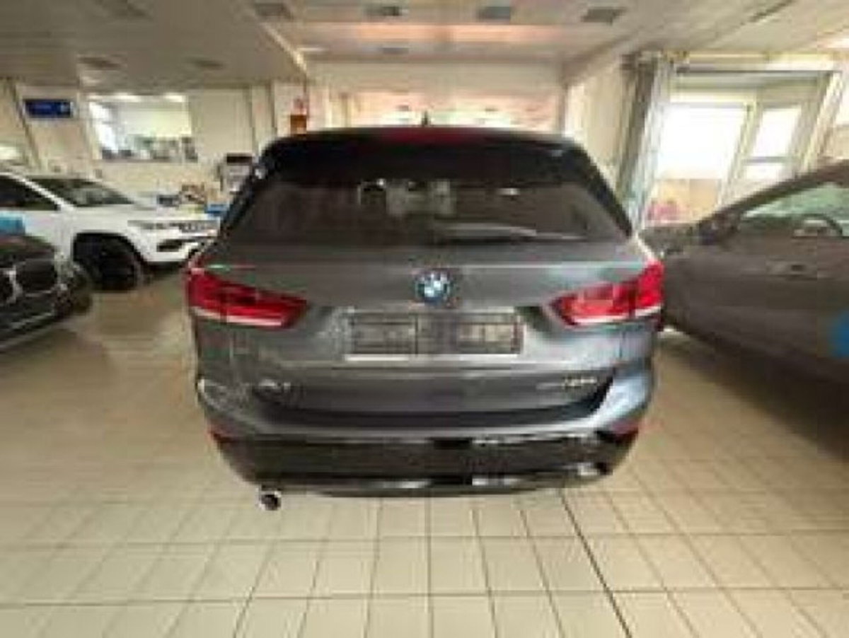 BMW X1 xDrive25e Business Advantage (8)