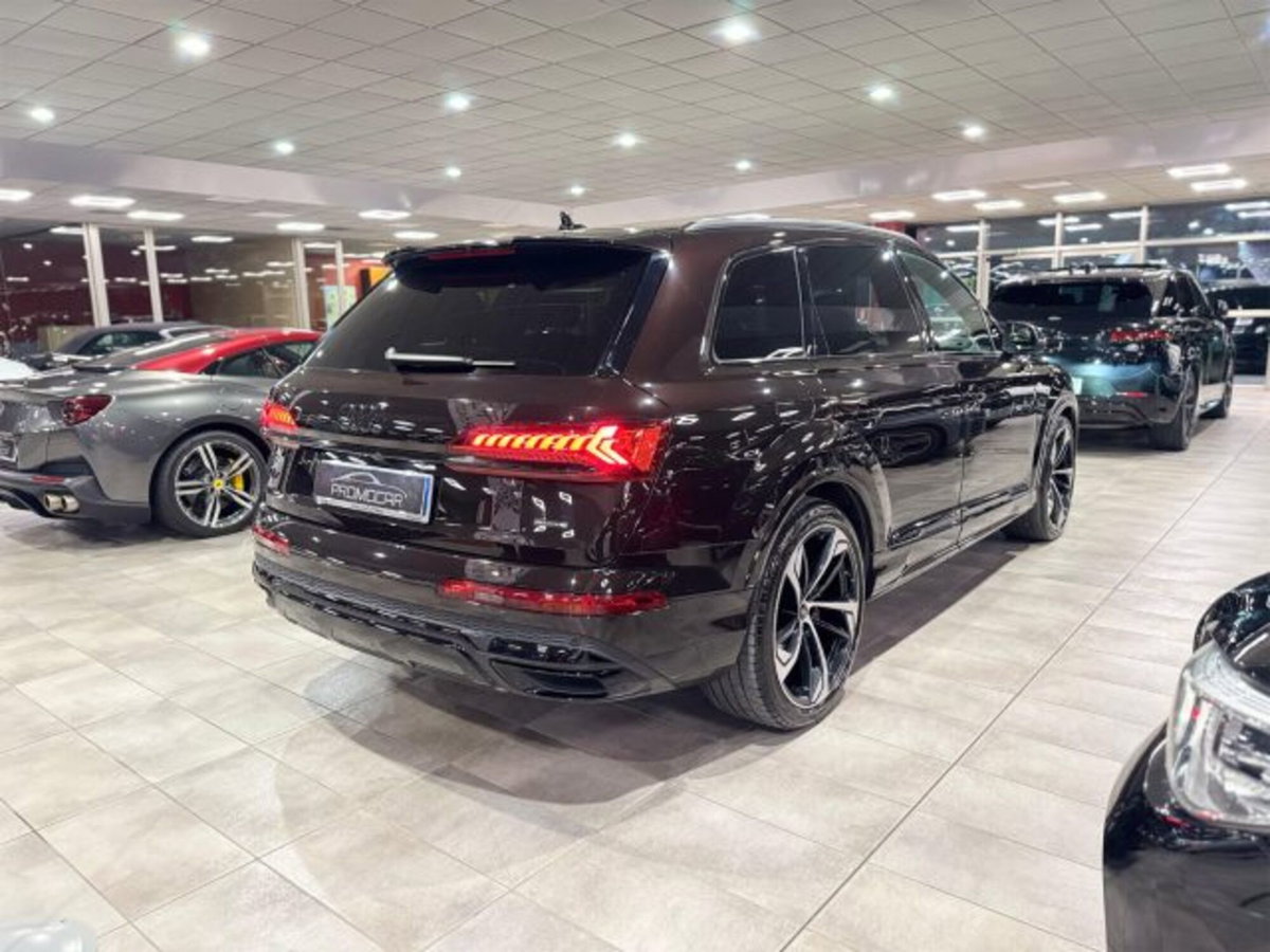 Audi Q7 50 TDI quattro tiptronic (4)