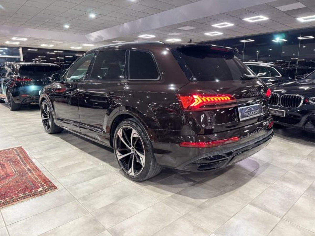 Audi Q7 50 TDI quattro tiptronic (5)