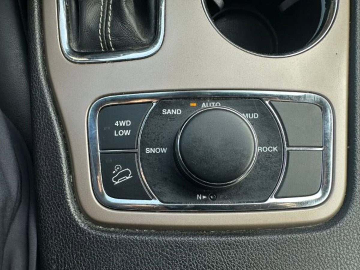Jeep Grand Cherokee 3.0 V6 CRD 250 CV Multijet II Limited (11)