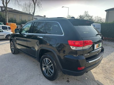 Jeep Grand Cherokee 3.0 V6 CRD 250 CV Multijet II Limited (13)