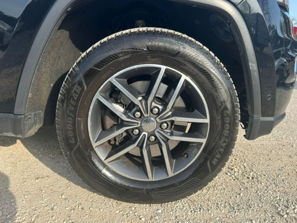 Jeep Grand Cherokee 3.0 V6 CRD 250 CV Multijet II Limited (14)