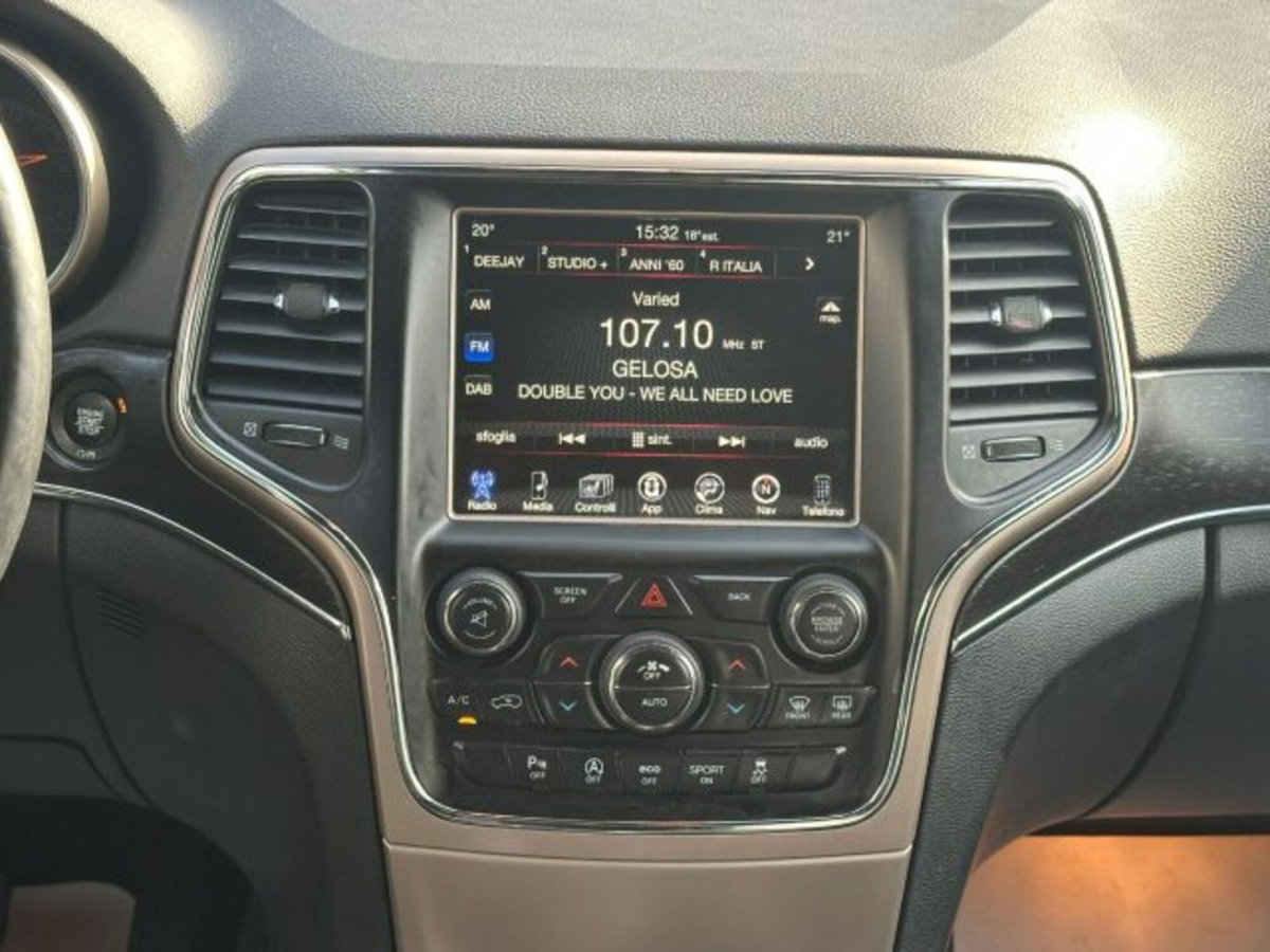 Jeep Grand Cherokee 3.0 V6 CRD 250 CV Multijet II Limited (9)