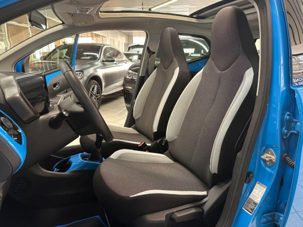 Toyota Aygo Connect 1.0 VVT-i 72 CV 5 porte x-you MMT (10)