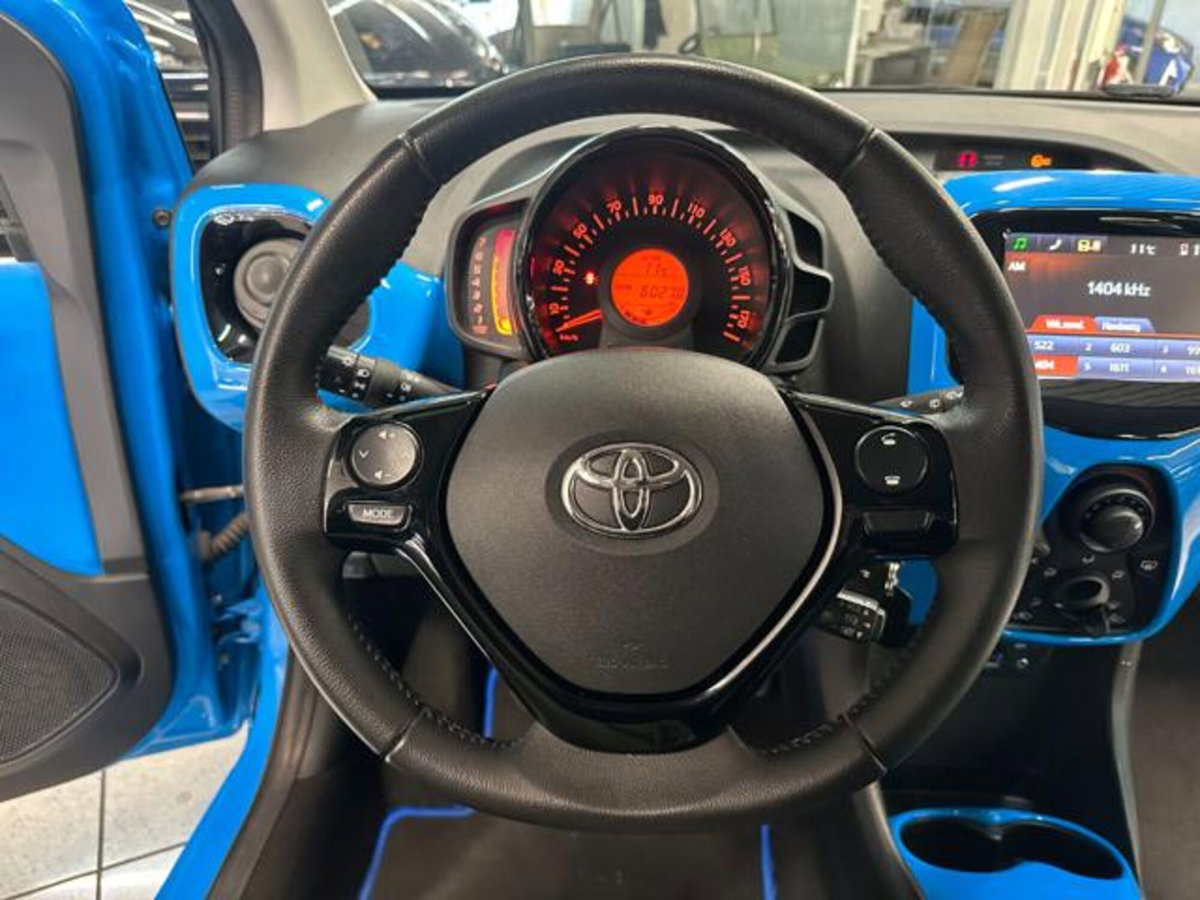 Toyota Aygo Connect 1.0 VVT-i 72 CV 5 porte x-you MMT (13)