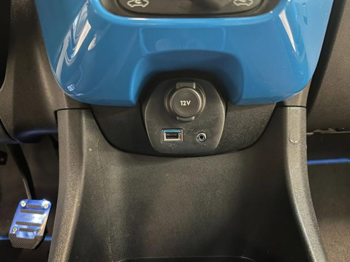 Toyota Aygo Connect 1.0 VVT-i 72 CV 5 porte x-you MMT (19)