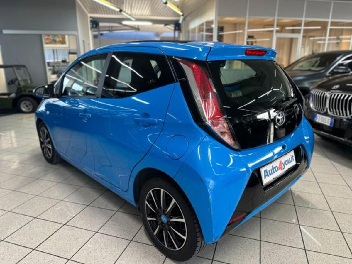 Toyota Aygo Connect 1.0 VVT-i 72 CV 5 porte x-you MMT (4)