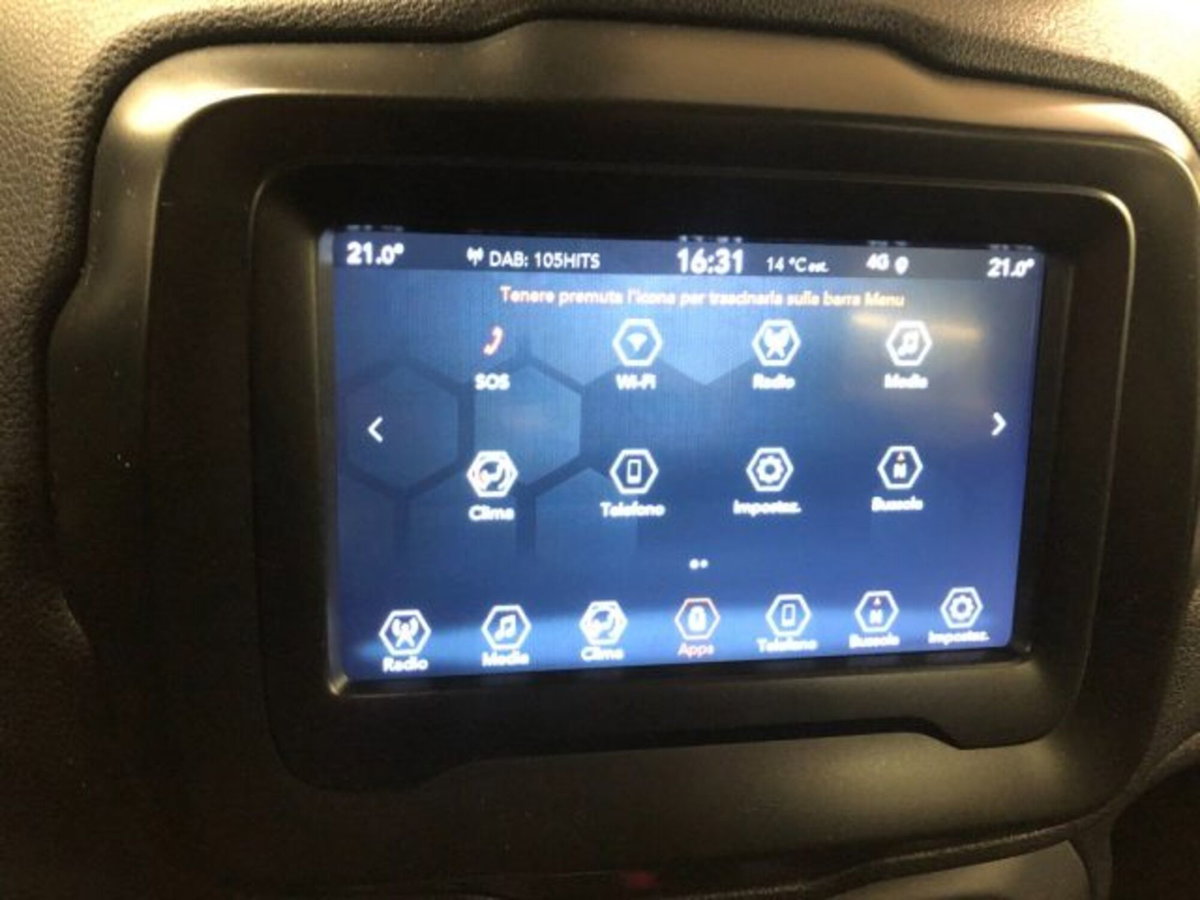 Jeep Renegade 1.6 Mjt 130 CV Limited (17)