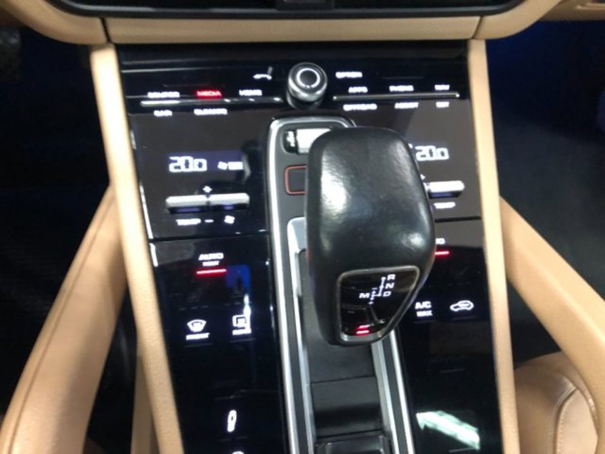 Porsche Cayenne 3.0 V6 (15)