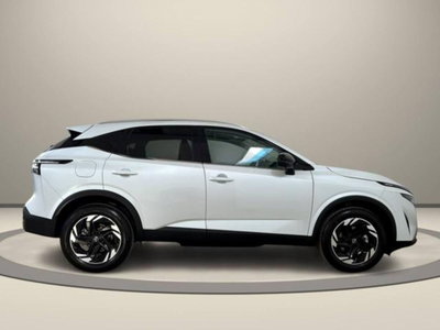 Nissan Qashqai 1.3 mhev N-Connecta 2wd 140cv (4)