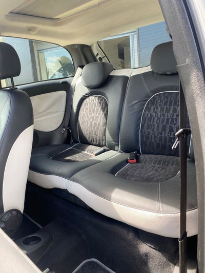 Lancia Ypsilon 1.2 69 CV 5 porte Platinum (17)