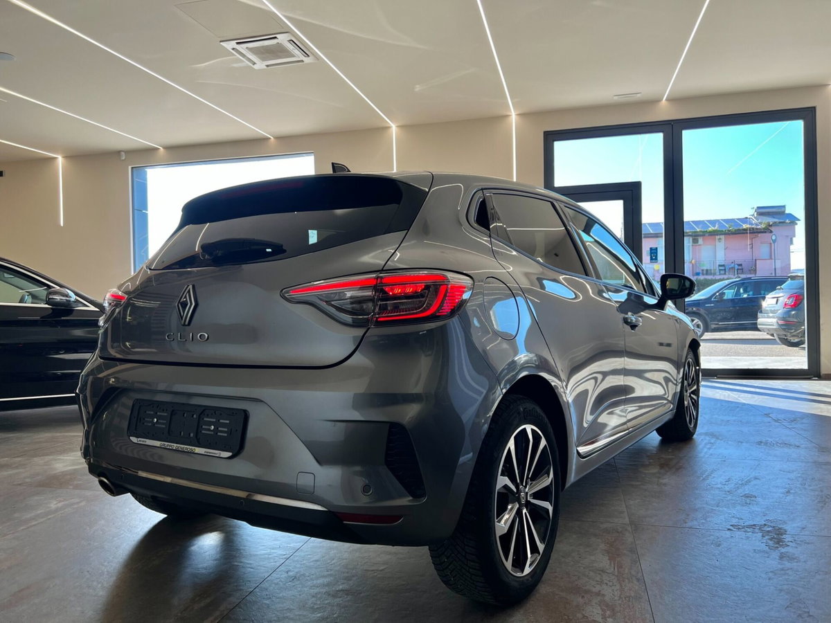 Renault Clio TCe 90 CV 5 porte Techno (3)