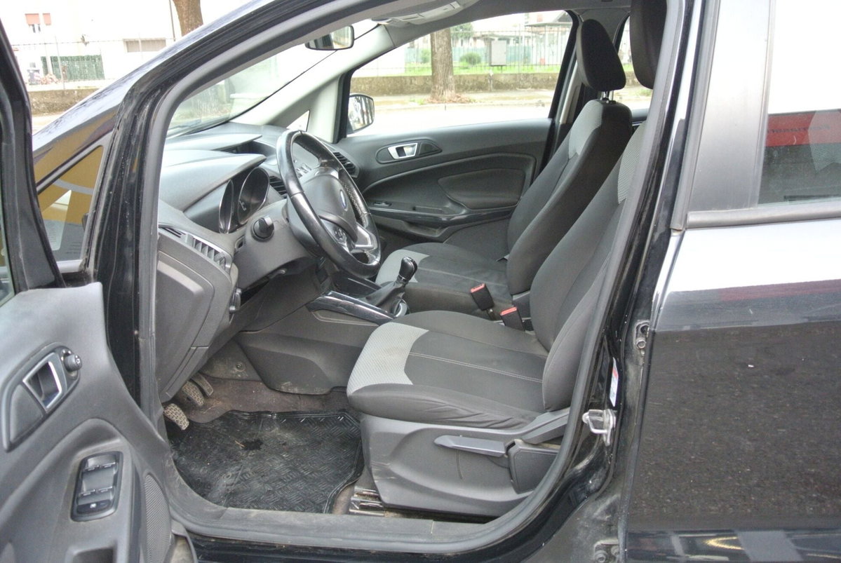 Ford EcoSport 1.5 TDCi 95 CV Plus (10)