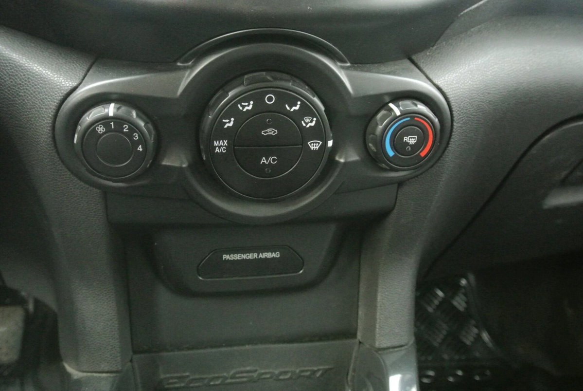 Ford EcoSport 1.5 TDCi 95 CV Plus (14)