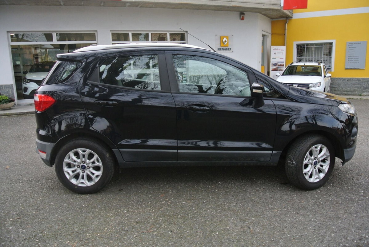Ford EcoSport 1.5 TDCi 95 CV Plus (8)