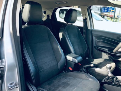 Ford EcoSport 1.5 TDCi 100 CV Start&Stop ST-Line Black Edition (4)