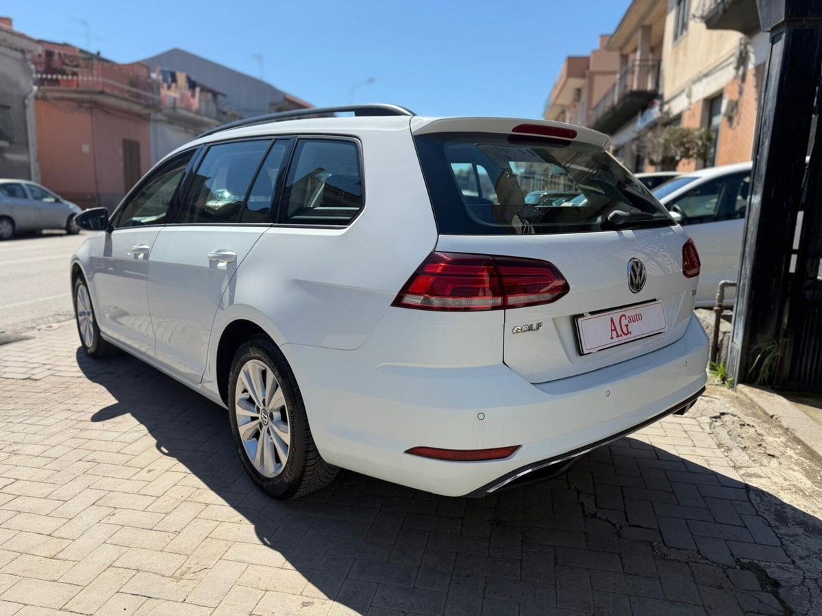 Volkswagen Golf Variant 1.6 TDI 115 CV Business BlueMotion Technology (7)