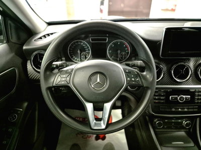 Mercedes-Benz GLA SUV 180 d Automatic Executive (4)