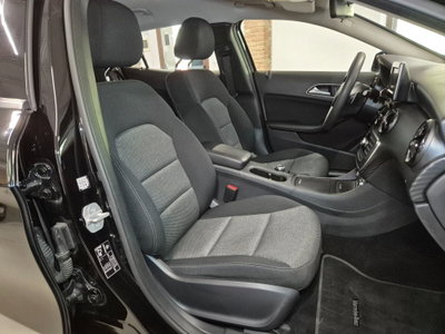 Mercedes-Benz GLA SUV 180 d Automatic Executive (7)