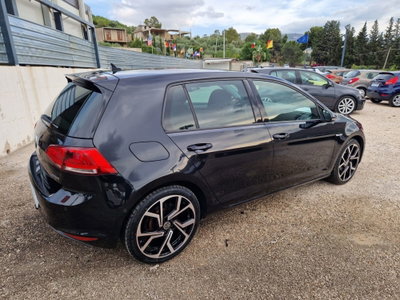 Volkswagen Golf 1.6 TDI 110 CV 5p. Highline BlueMotion Technology (9)