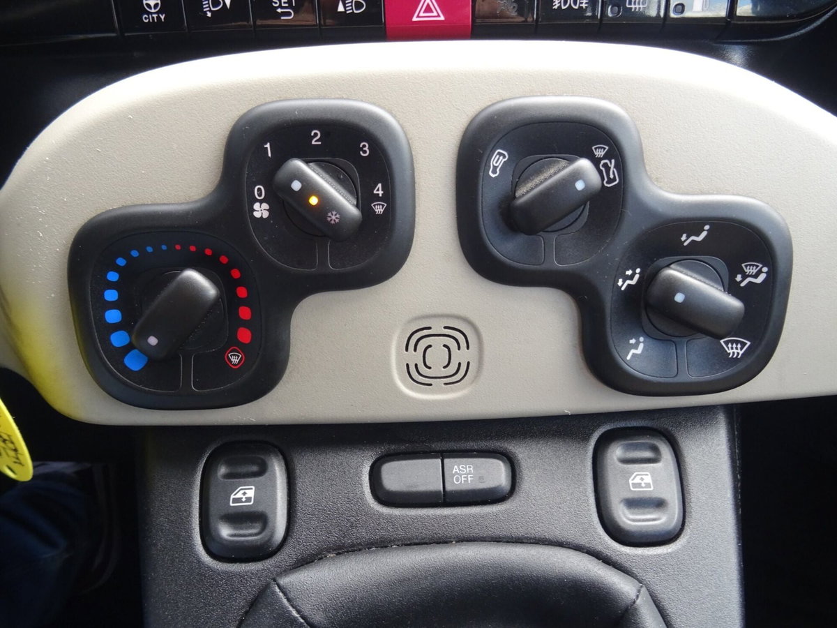 Fiat Panda 0.9 TwinAir Turbo Natural Power Easy (16)