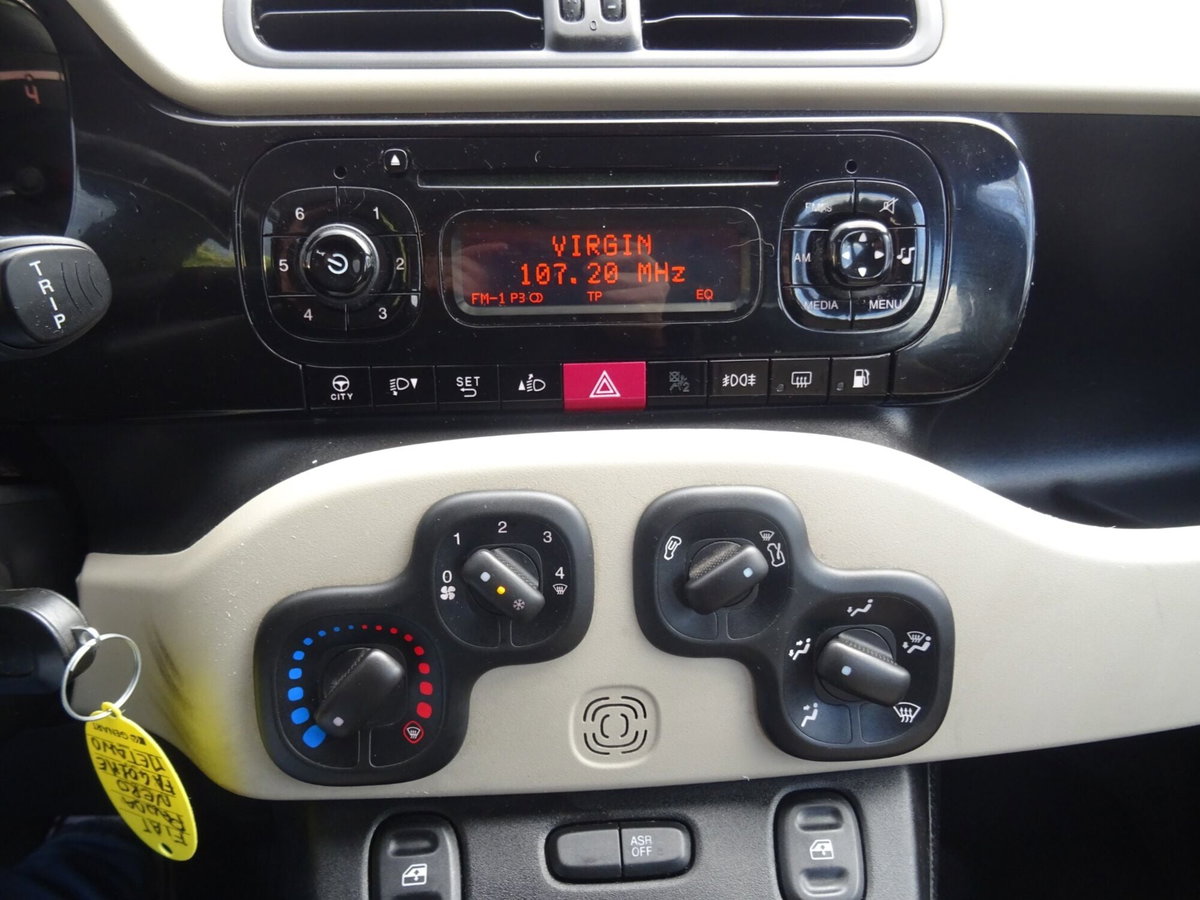 Fiat Panda 0.9 TwinAir Turbo Natural Power Easy (17)