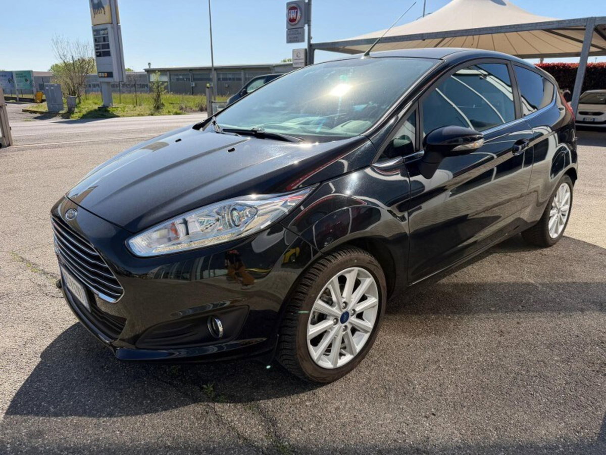 Ford Fiesta 1.0 EcoBoost 100CV 3 porte Titanium (4)