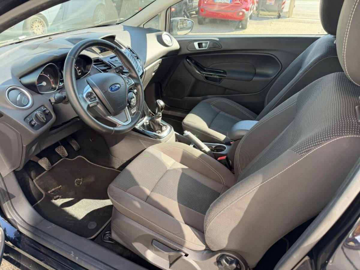 Ford Fiesta 1.0 EcoBoost 100CV 3 porte Titanium (9)