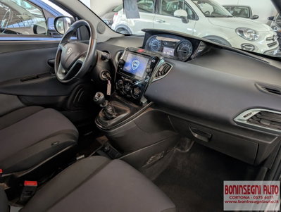 Lancia Ypsilon 1.0 FireFly 5 porte S&S Hybrid Gold Plus (10)