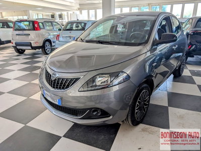 Lancia Ypsilon 1.0 FireFly 5 porte S&S Hybrid Gold Plus (3)