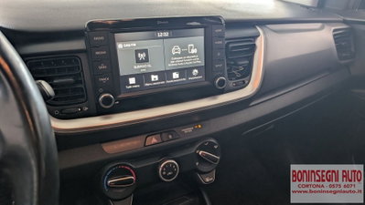 Kia Stonic 1.6 CRDi 110 CV Urban (6)