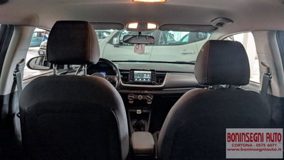 Kia Stonic 1.6 CRDi 110 CV Urban (9)