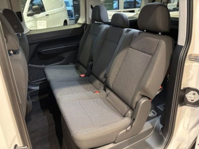 Volkswagen Caddy 2.0 TDI 122 CV Space Maxi (13)