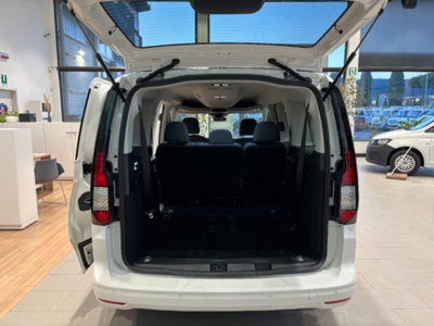 Volkswagen Caddy 2.0 TDI 122 CV Space Maxi (9)