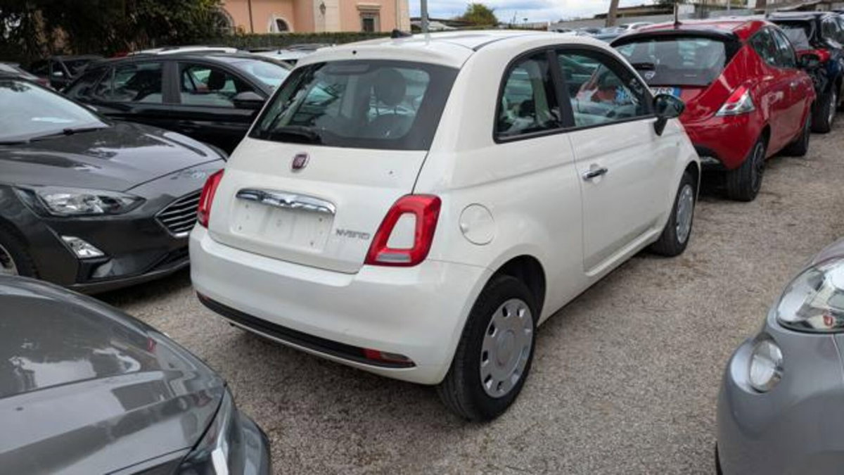 Fiat 500 1.0 Hybrid Red (3)