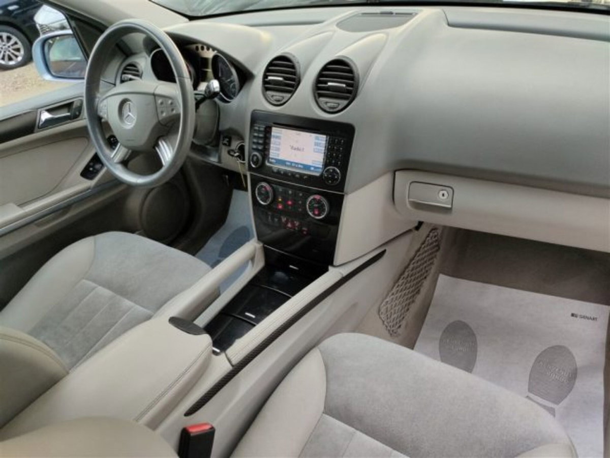 Mercedes-Benz Classe ML 350 Sport (14)