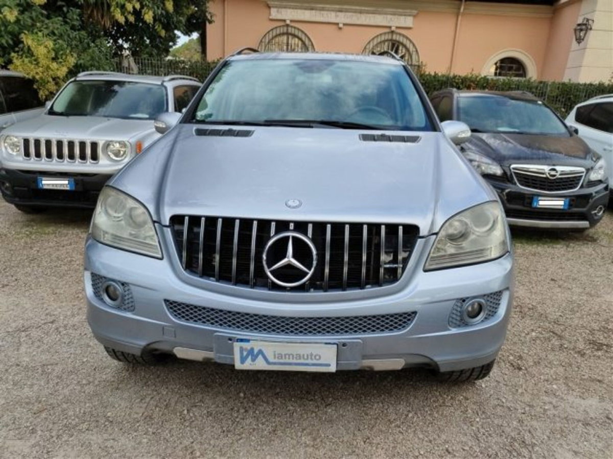 Mercedes-Benz Classe ML 350 Sport (16)