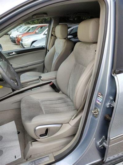 Mercedes-Benz Classe ML 350 Sport (7)