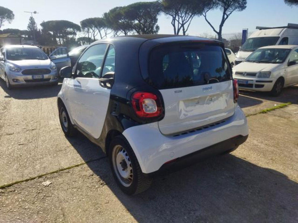 smart Fortwo 70 1.0 Youngster (4)