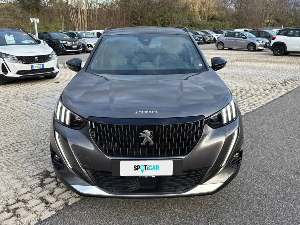 Peugeot 2008 BlueHDi 110 S&S GT (7)